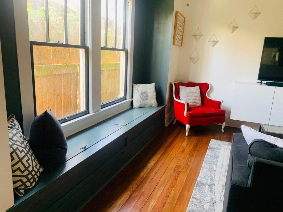 Private Room Downtown - Full House Access Lafayette Exteriör bild