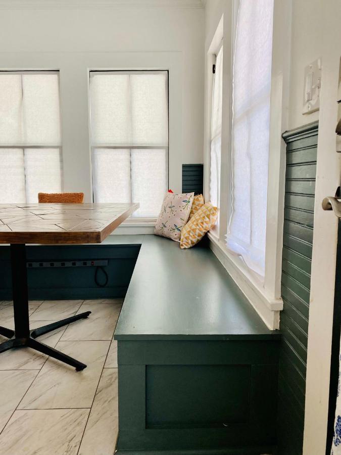 Private Room Downtown - Full House Access Lafayette Exteriör bild